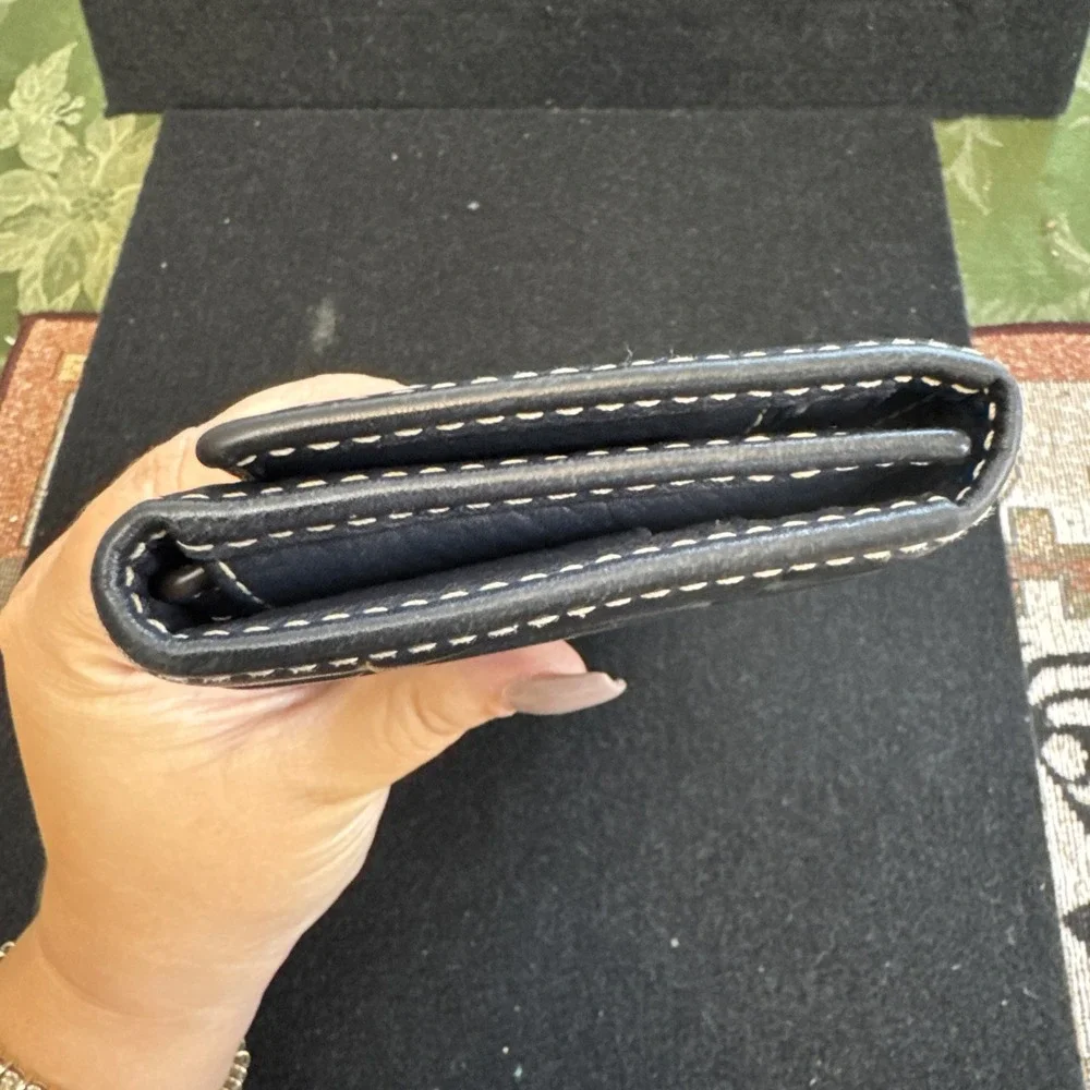 CH Carolina Herrera Leather Trifold  Wallet with Removable Coin Purse Continenta